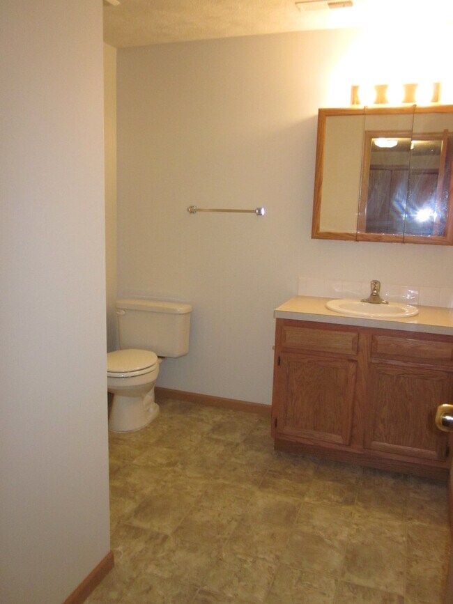 5109 Starr St in Lincoln, NE - Building Photo - Building Photo