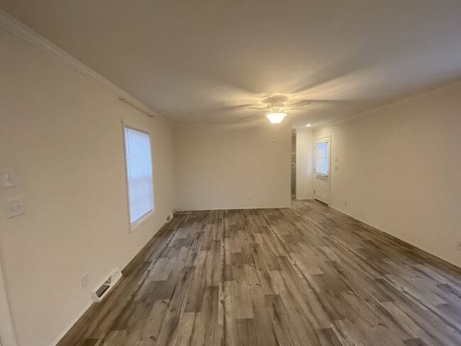 4 Mink Ct in Manchester Township, NJ - Building Photo - Building Photo