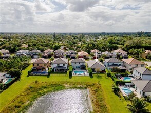 5704 Sandbirch Wy in Greenacres, FL - Building Photo - Building Photo