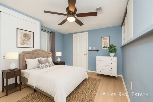 1310 Corona St in Denver, CO - Building Photo - Building Photo