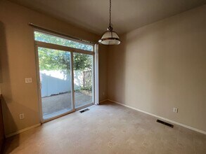 4353 SE Chelsea Ln in Hillsboro, OR - Building Photo - Building Photo