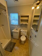 1110 Garfield Ave-Unit -3 in Bay City, MI - Foto de edificio - Building Photo