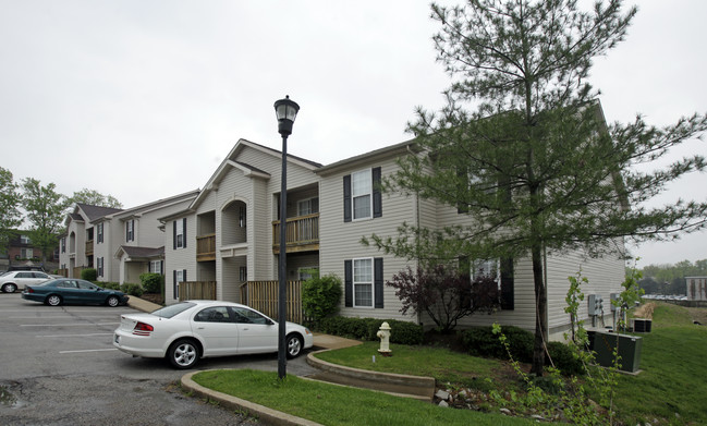 Arthur Manor Apartments in St. Louis, MO - Building Photo - Building Photo