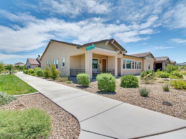 726 Orange Plume Walk in Henderson, NV - Building Photo - Building Photo