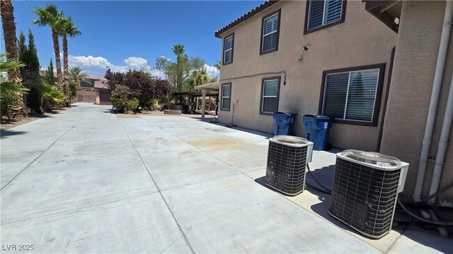 property at 5536 Breecher Ave