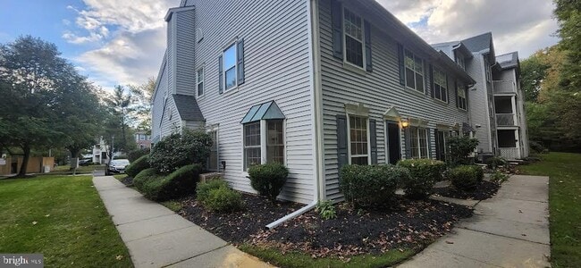 property at 69 Cheverny Ct
