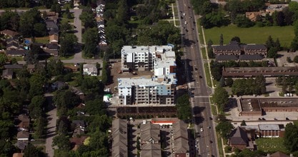 Affinity Condos in Burlington, ON - Building Photo - Building Photo