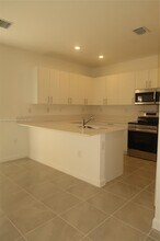1513 SE 27th Rd in Homestead, FL - Building Photo - Building Photo