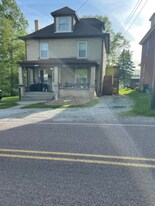 513 Homestead Ave, Unit B in Scottdale, PA - Building Photo
