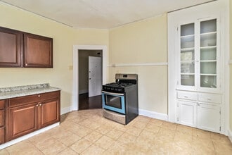 24 Wheeler St in Montclair, NJ - Foto de edificio - Building Photo