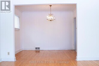 46 Dunblaine Ave in Toronto, ON - Building Photo - Building Photo