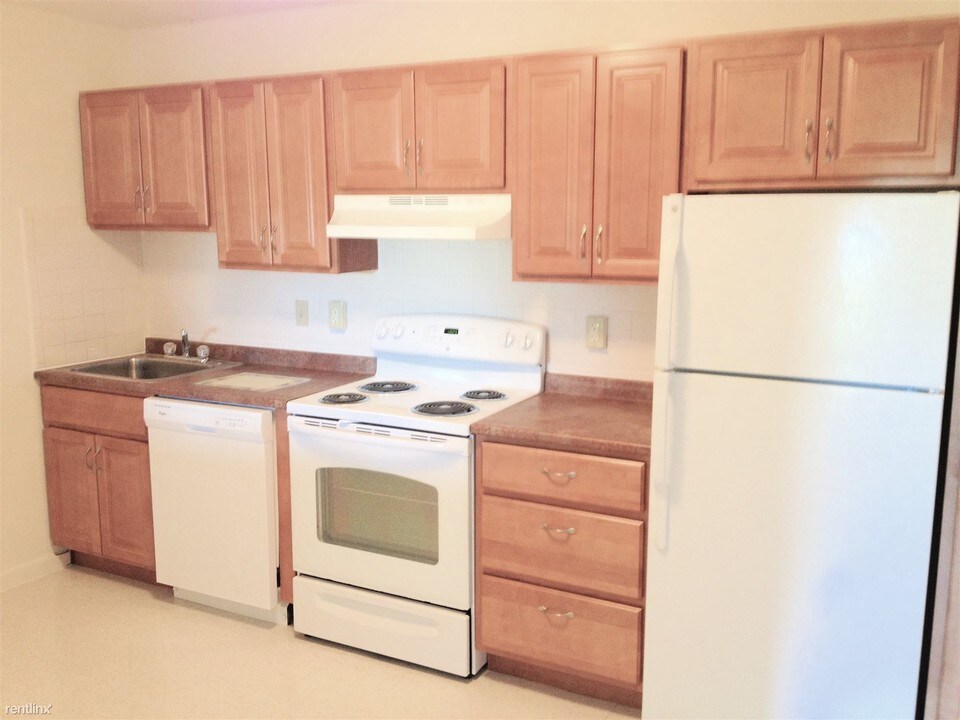 182 Quincy Ave-Unit -Apt 34 in Quincy, MA - Foto de edificio