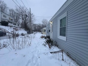 26 7th St in Auburn, ME - Building Photo - Building Photo