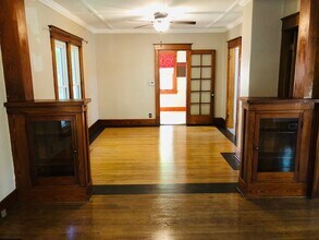 213 Moir St in Waterloo, IA - Building Photo - Building Photo