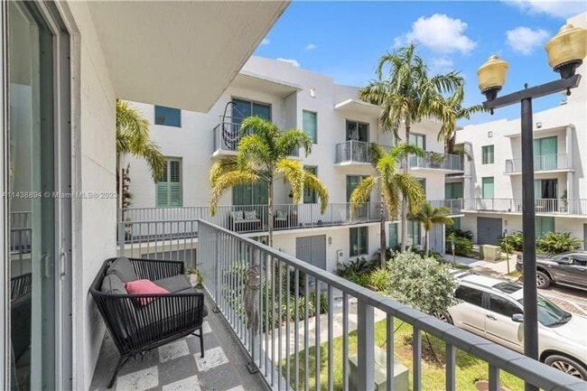 property at 2142 Van Buren St