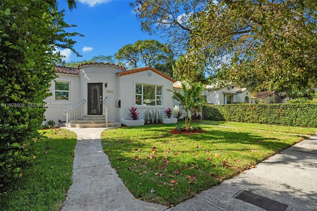 1262 SW 15th Terrace in Miami, FL - Building Photo
