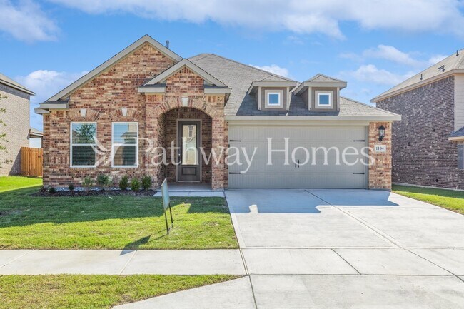 1104 Sleepy Owl Ln in Fort Worth, TX - Building Photo - Building Photo