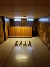 19213 Sumpter Rd in Warrensville Heights, OH - Building Photo - Building Photo