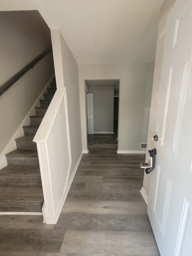 property at 8222 Hagin St