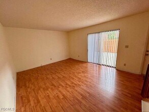 1408 Park Shore Cir in Ft. Myers, FL - Building Photo - Building Photo