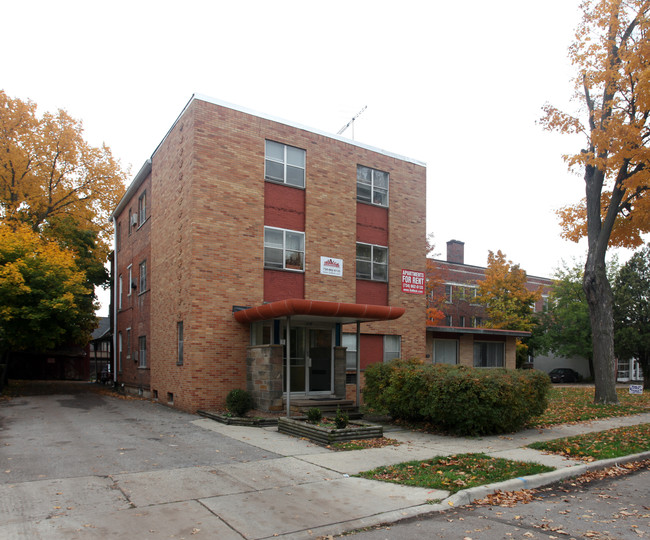 Washington Place in Ypsilanti, MI - Foto de edificio - Building Photo