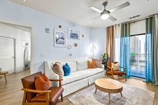 455 14th St NW in Atlanta, GA - Building Photo