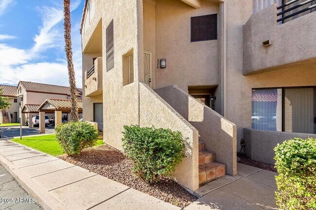 property at 10301 N 70th St