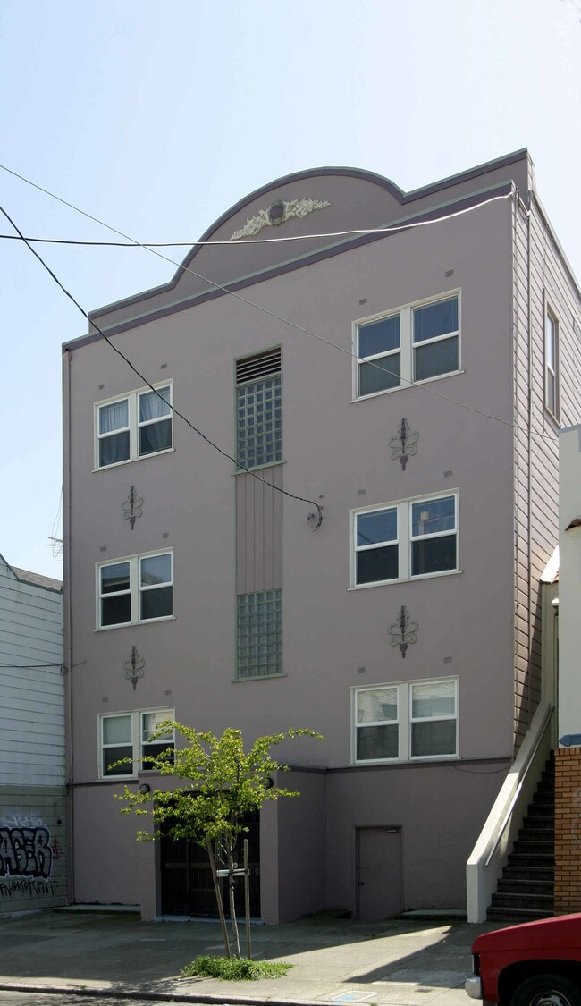 3267 19th St in San Francisco, CA - Foto de edificio - Building Photo