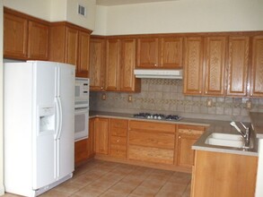 1776 Dunkeld Ln in Folsom, CA - Building Photo - Building Photo