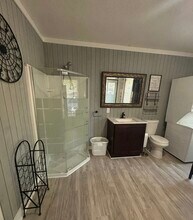 6873 Foxchase Cir in Pensacola, FL - Foto de edificio - Building Photo