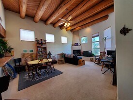 12700 Desert Sky Ave NE in Albuquerque, NM - Building Photo