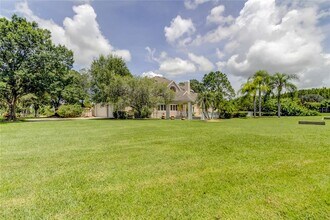 18605 Avenue Monaco in Lutz, FL - Building Photo - Building Photo