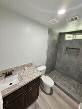 1116 9th Ave in Delano, CA - Building Photo - Building Photo