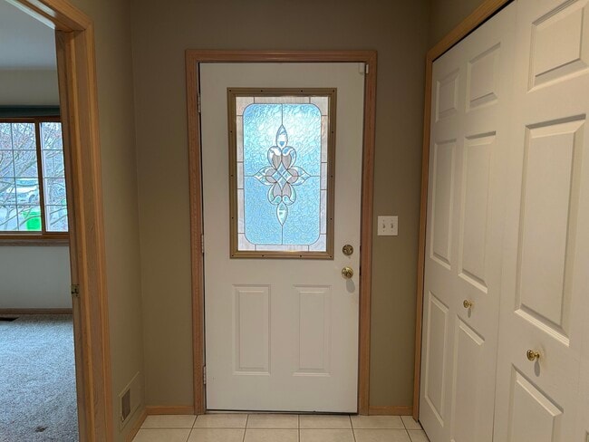 21878 E Sunset Dr in Macomb, MI - Building Photo - Building Photo