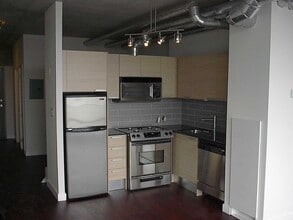 169-169 John St in Toronto, ON - Building Photo - Building Photo