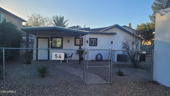 54 N Santa Barbara in Mesa, AZ - Building Photo - Building Photo