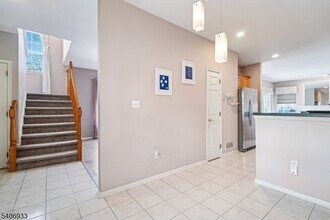 163 Gladstone Dr in Parsippany Troy Hills, NJ - Building Photo - Building Photo