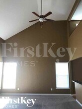 5751 Aderholt Rd in Dublin, OH - Building Photo - Building Photo