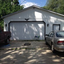 5620 35th Ave S in Minneapolis, MN - Building Photo - Building Photo