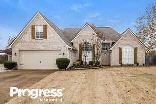40 Lake Breeze Cove in Oakland, TN - Building Photo