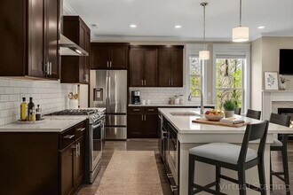 558 Sweet Birch Park Ln in Black Mountain, NC - Building Photo - Building Photo