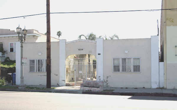 Main Street Apartments in Los Angeles, CA - Building Photo - Building Photo