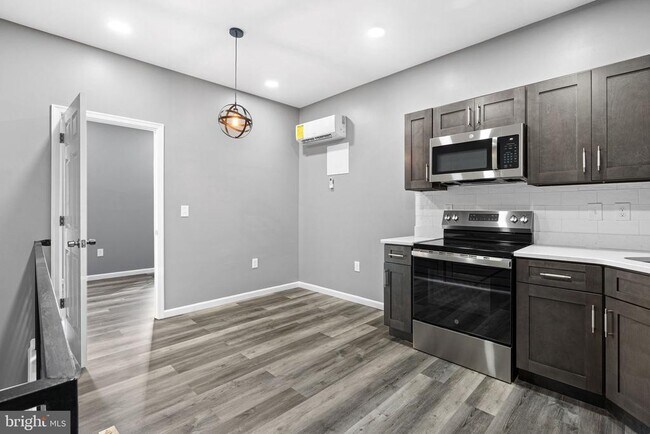 2550 N 12th St in Philadelphia, PA - Building Photo - Building Photo