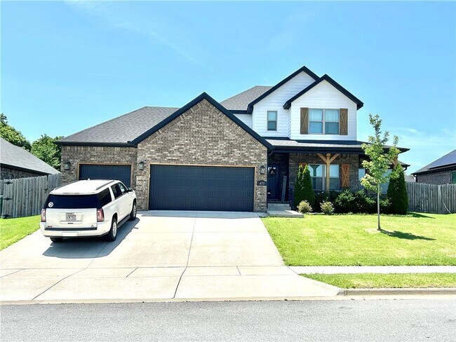 671 Maplewood Dr in Centerton, AR - Building Photo - Building Photo