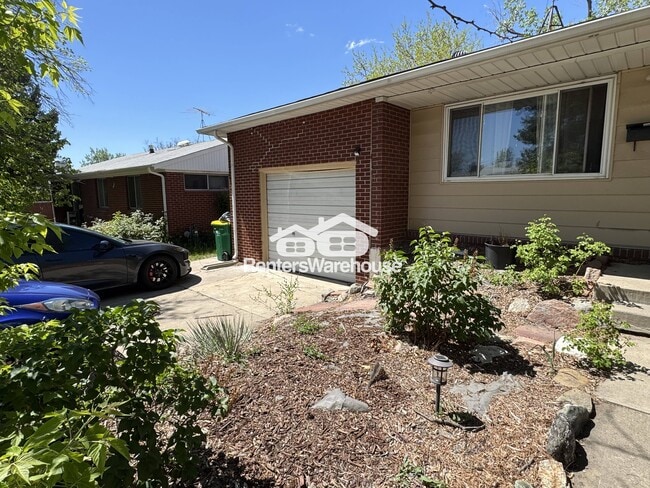 8281 Solana Dr in Denver, CO - Building Photo - Building Photo