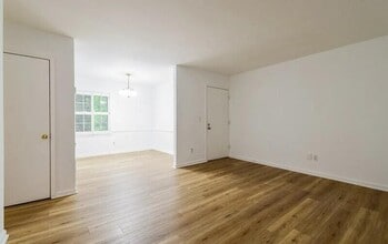 140 Lablanc Way NW in Atlanta, GA - Building Photo - Building Photo