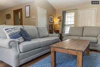 10 Calvary Cir in Little Rock, AR - Building Photo - Building Photo