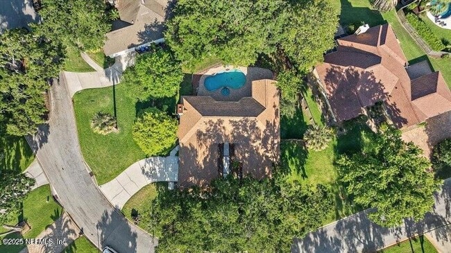 property at 2032 Marye Brant Loop N