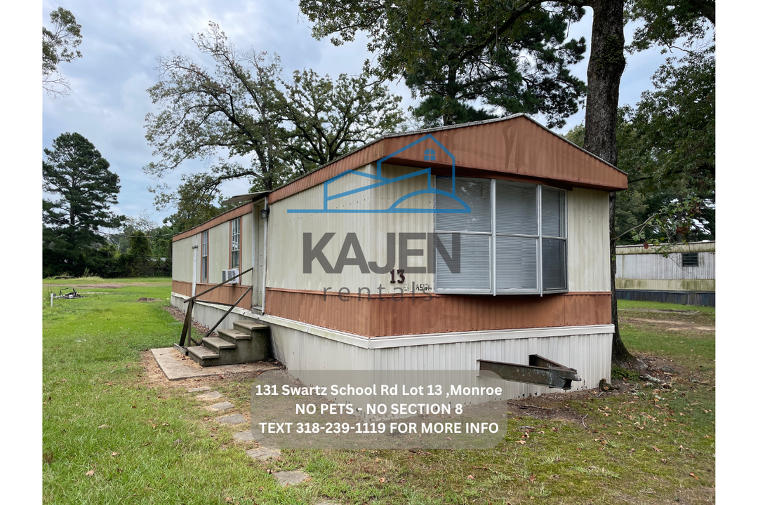 131 Swartz School Rd in Monroe, LA - Building Photo