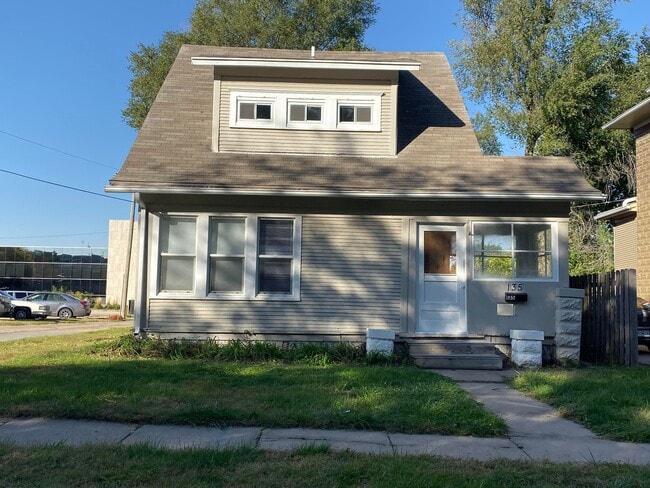 property at 135 N 30th St